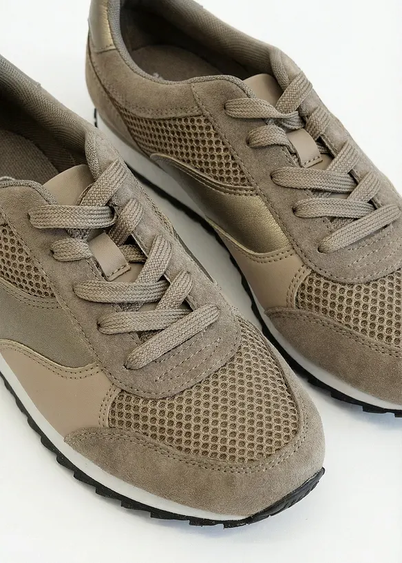 Sneakers med meshinnfelling, bonprix