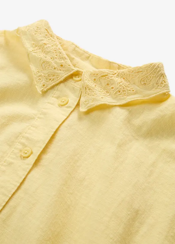 Bomullsbluse med hullbroderi, bonprix