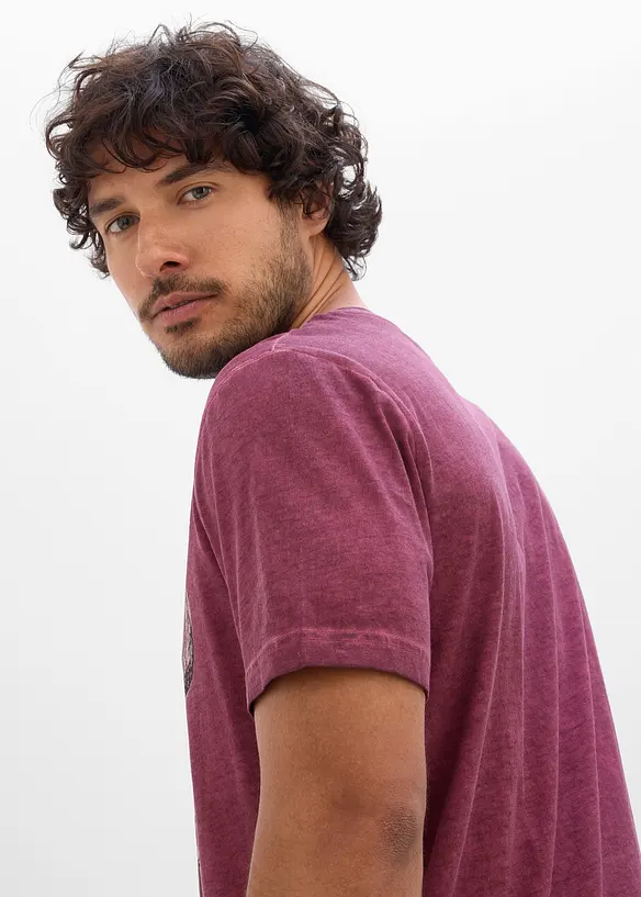 T-skjorte i 100% &oslash;kologisk bomull og vasket look, bonprix