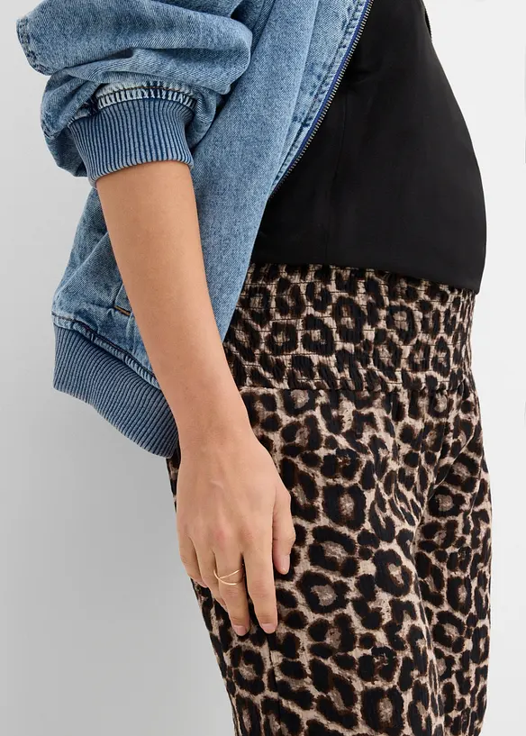 Mama shorts i musselin, bonprix