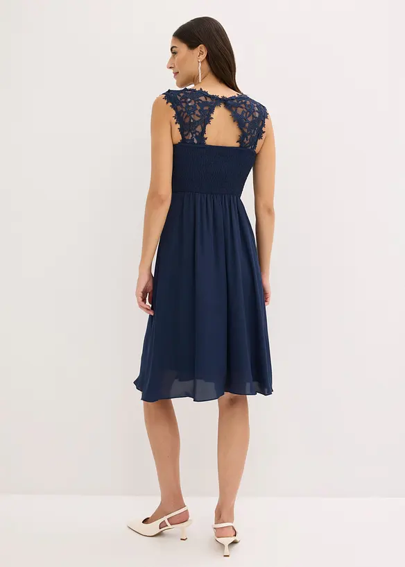 Kjole med blonder, bonprix