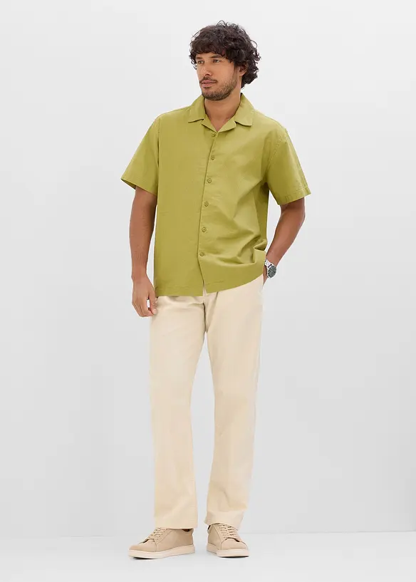 Kortermet skjorte av luftig linmiks, Loose Fit, bonprix