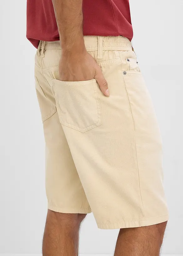 Bermudashorts i farget, lett denim med stretchlinning, Regular fit, bonprix