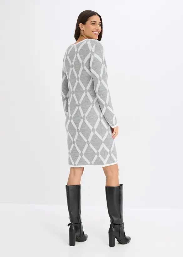 Strikket kjole i fj&aelig;rgarn med rombem&oslash;nster, bonprix