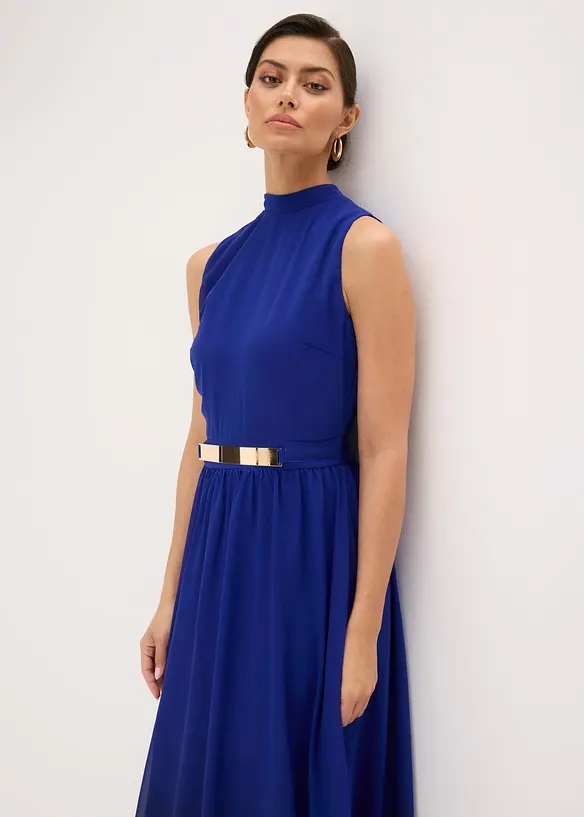 Chiffonkjole med krage og accessoire, bonprix