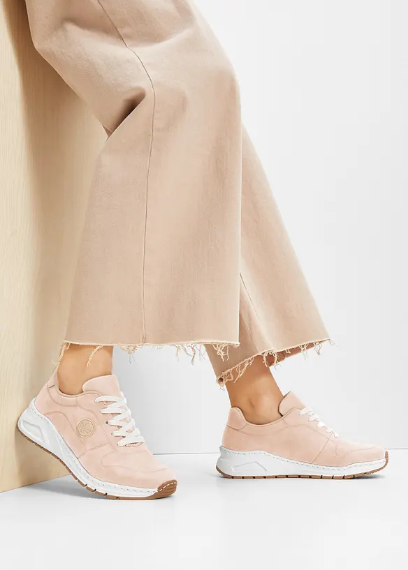 Komfort-sneakers med polstret inners&aring;le fra Rieker, Rieker