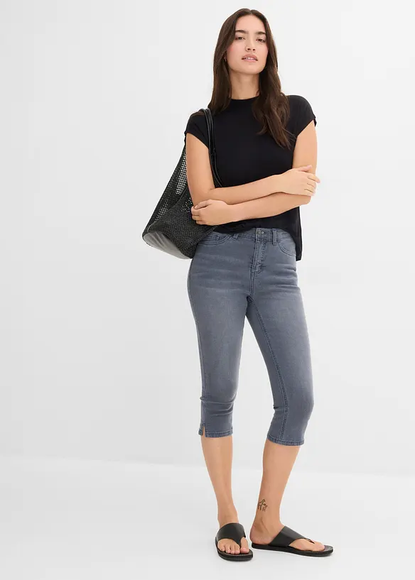 Stretchy capri jeans, bonprix