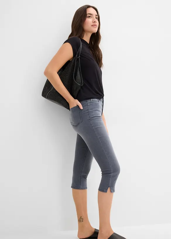 Stretchy capri jeans, bonprix