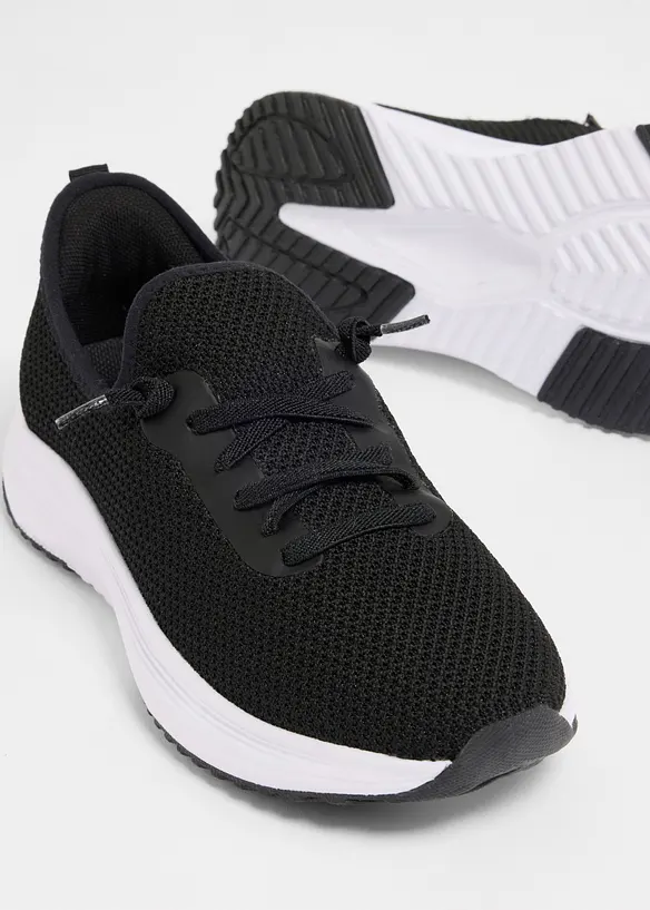Behagelige sneakers i softmateriale, bonprix
