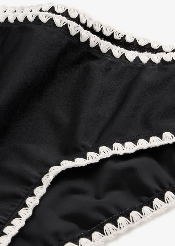 Bikinitruse med broderi, bonprix