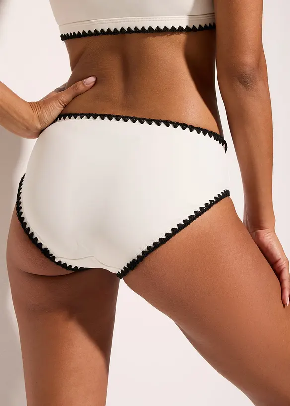 Bikinitruse med broderi, bonprix
