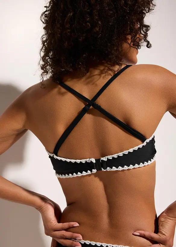 Bandeau-bikinitopp med broderi, bonprix