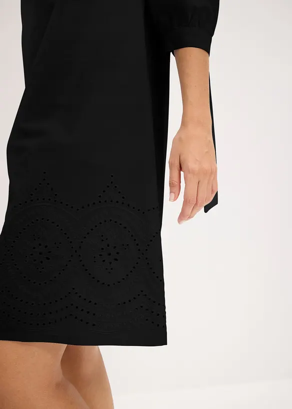 Off shoulder-kjole i 100% bomull med hullbroderi, bonprix