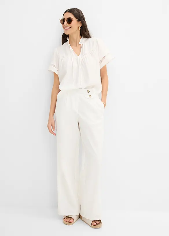 Kortermet bluse med innfelte blonder, bonprix