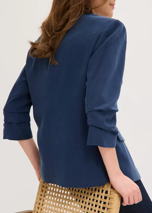 Blazer i viskose og ledig modell med 3/4-lange ermer, bonprix