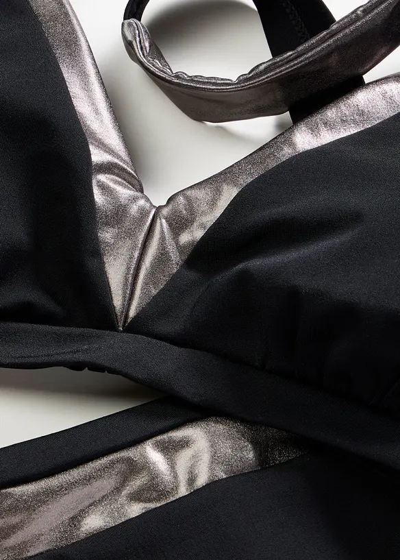 Bikini med s&oslash;lvfargede detaljer, bonprix