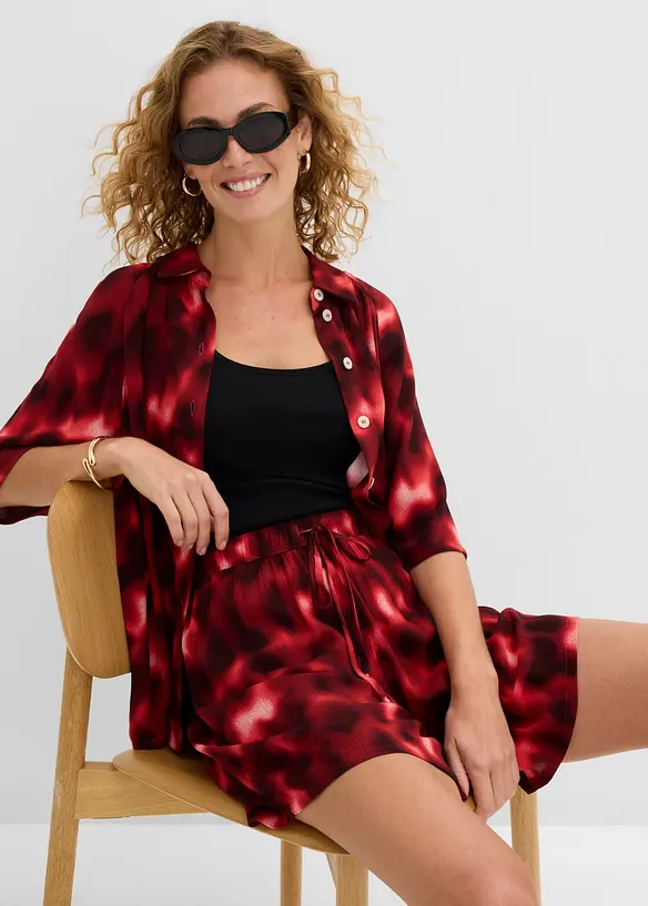 Pull on-shorts i strukturert viskose, bonprix