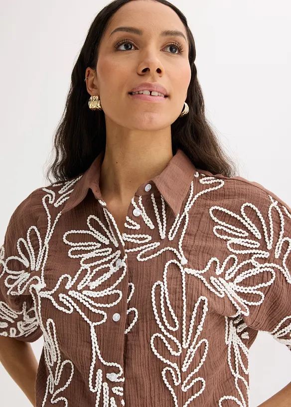 Bluse i 100% bomull med broderi, bonprix