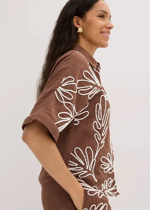 Bluse i 100% bomull med broderi, bonprix