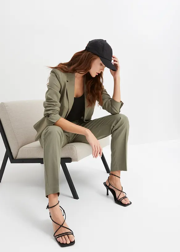 Blazer med passepoilerte lommer, bonprix
