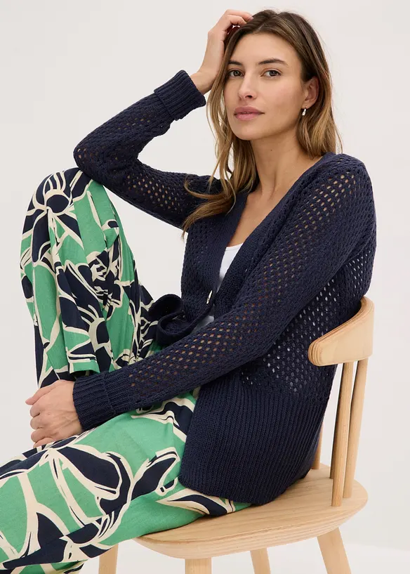 Cardigan med hullm&oslash;nster, bonprix