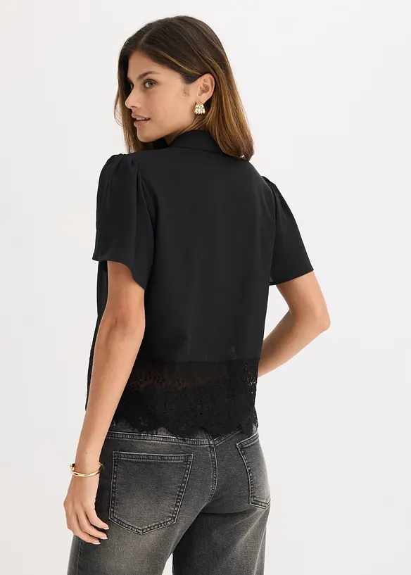 Bluse med blonder, bonprix