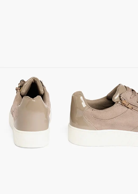 Sneakers med polstret inners&aring;le, bonprix