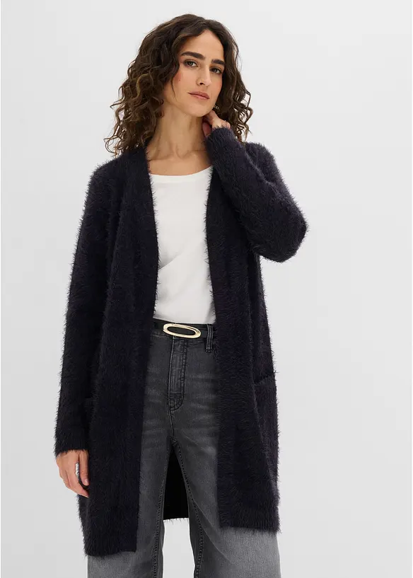 Lang strikkejakke i  fluffy stil, bonprix