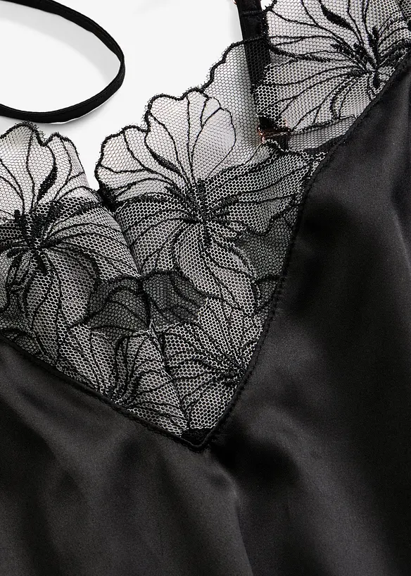 Neglisj&eacute; i sateng med nydelig broderi, bonprix