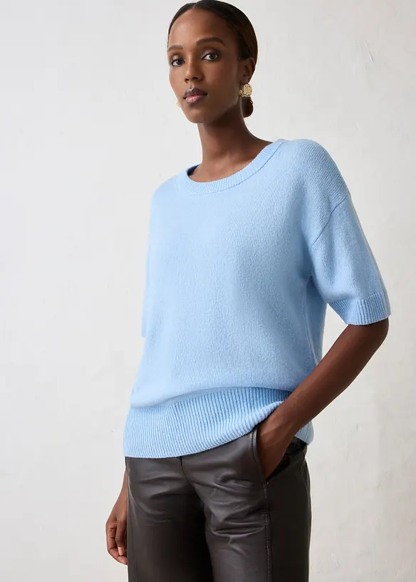 Oversized kortermet genser med h&oslash;y ullandel, bonprix