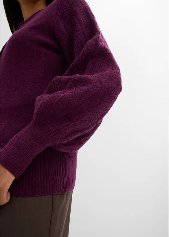 Cardigan med hullm&oslash;nster, bonprix