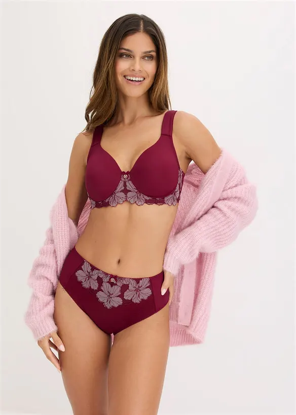 High waist truse med nydelig broderi, bonprix