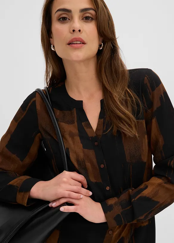 Lang, m&oslash;nstret chiffonbluse, bonprix