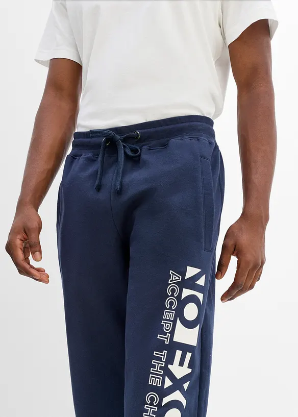 Joggebukse i 100% bomull med sporty trykk, bonprix