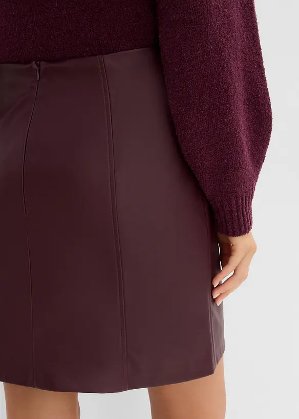 Kort skj&oslash;rt i imitert skinn, bonprix