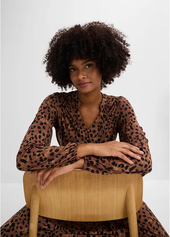 Leopardm&oslash;nstret jerseykjole med knytebelte, bonprix