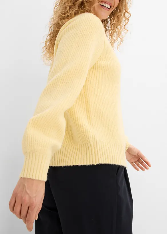 Strikkejakke med hjerteknapper, bonprix