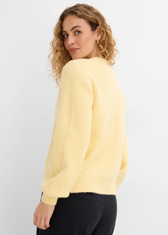 Strikkejakke med hjerteknapper, bonprix
