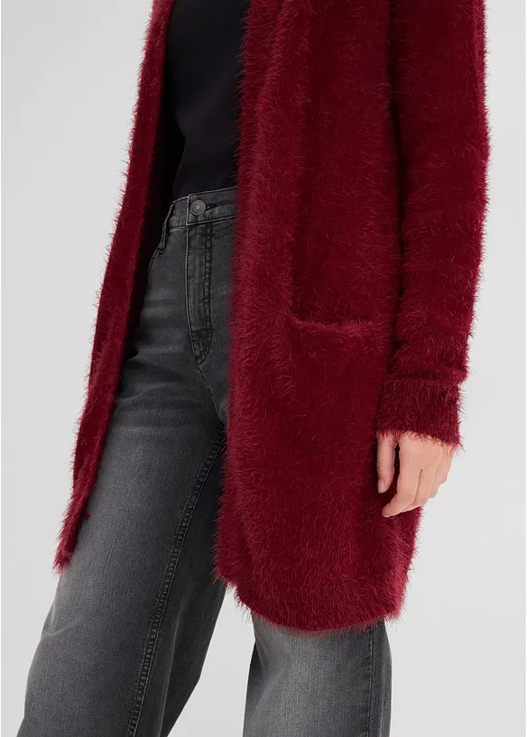 Lang strikkejakke i  fluffy stil, bonprix