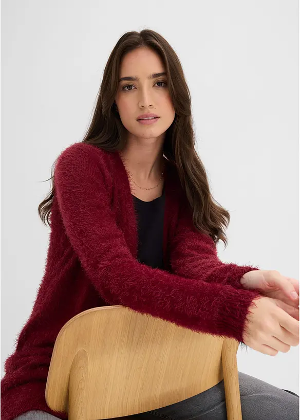 Lang strikkejakke i  fluffy stil, bonprix