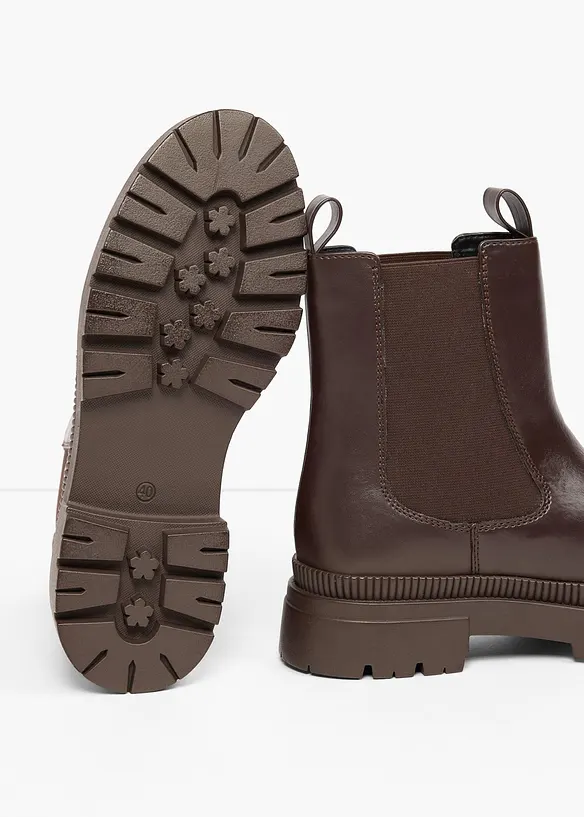 Chelseaboots med profilerte s&aring;ler, bonprix