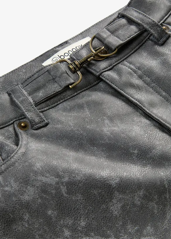 Bukse i imitert skinn og used look, bonprix