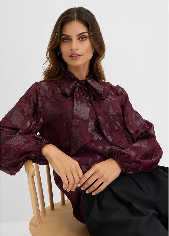 Sl&oslash;yfe-bluse med broderi, bonprix