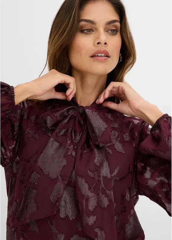 Sl&oslash;yfe-bluse med broderi, bonprix