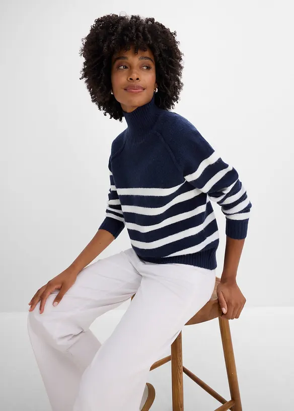Ledig strikkegenser med rullekrage, bonprix