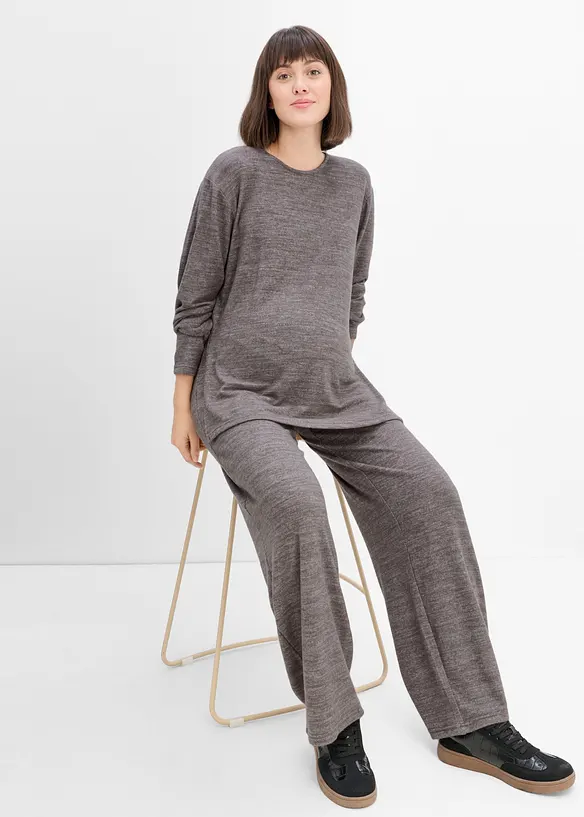 Behagelig mammasett i strikket stil med stilig topp og bukse, bonprix