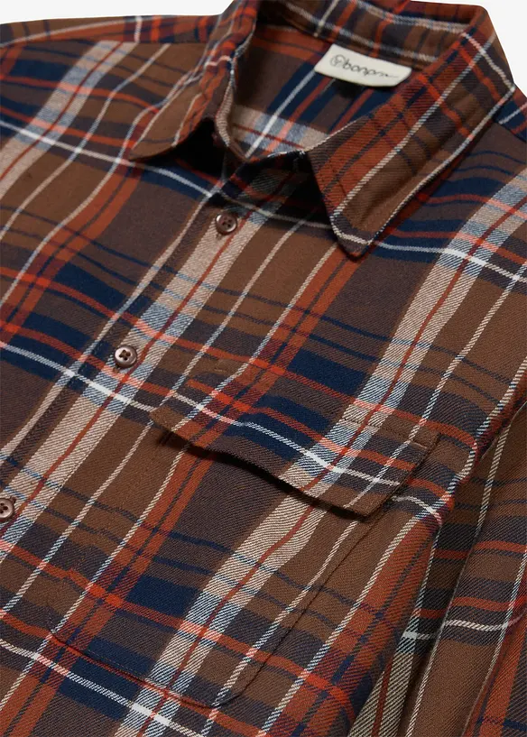 Oversized, rutete flanellskjorte med brystlomme, bonprix
