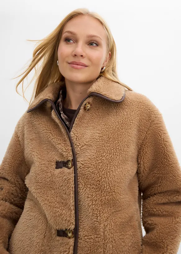 Fuskepelsjakke med dekorative knapper, bonprix