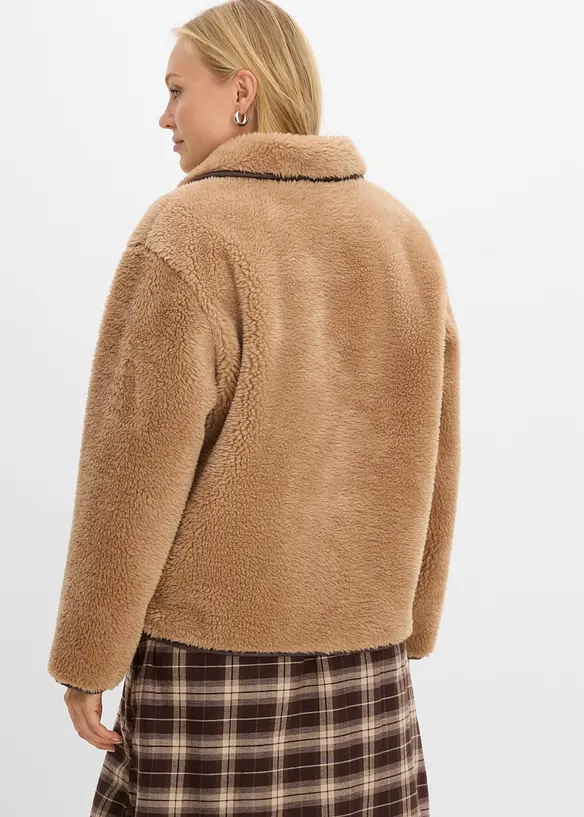 Fuskepelsjakke med dekorative knapper, bonprix