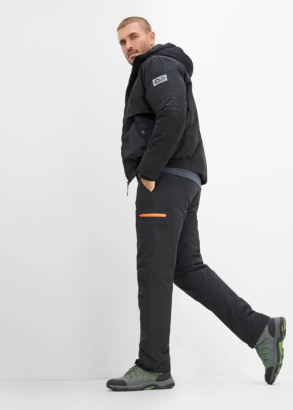 Vinterjakke i bomberjakke-stil og regular fit, bonprix
